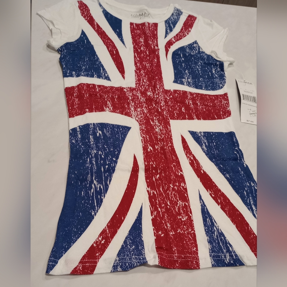 Union Jack Junior T-Shirt, New with Tag, By Miley Cyrus MAX AZRIA, size M